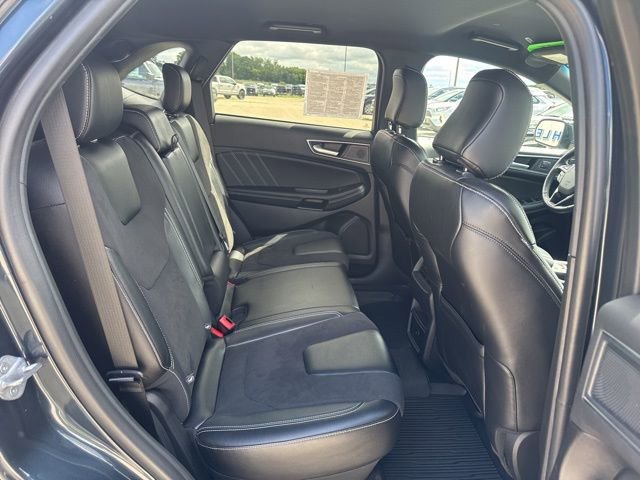 Used 2024 Ford Edge ST image 14