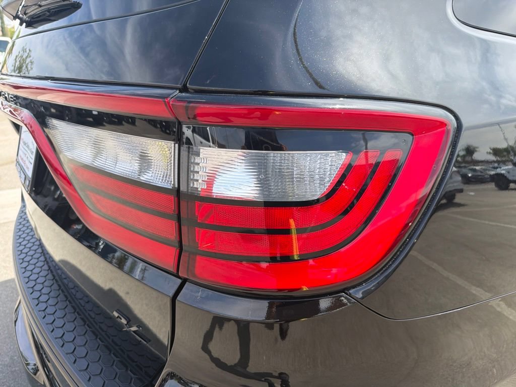 Used 2021 Dodge Durango R/T w/ Blacktop Package AWD/4WD image 5