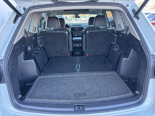 Used 2023 Volkswagen Atlas SEL R-Line image 30