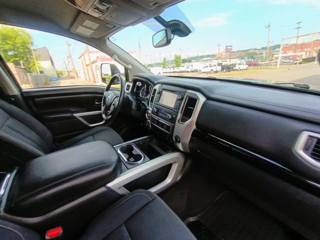 Used 2016 Nissan Titan SV AWD/4WD image 53