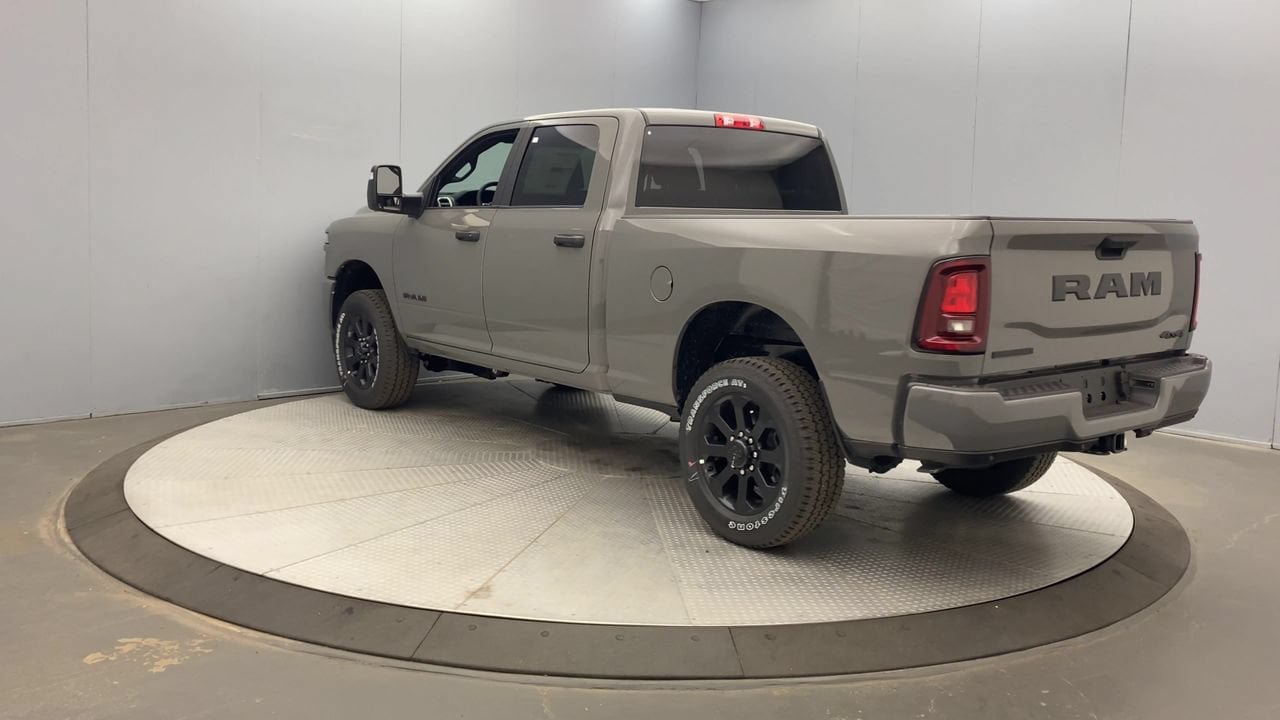 New 2026 RAM 2500 Big Horn AWD/4WD image 3