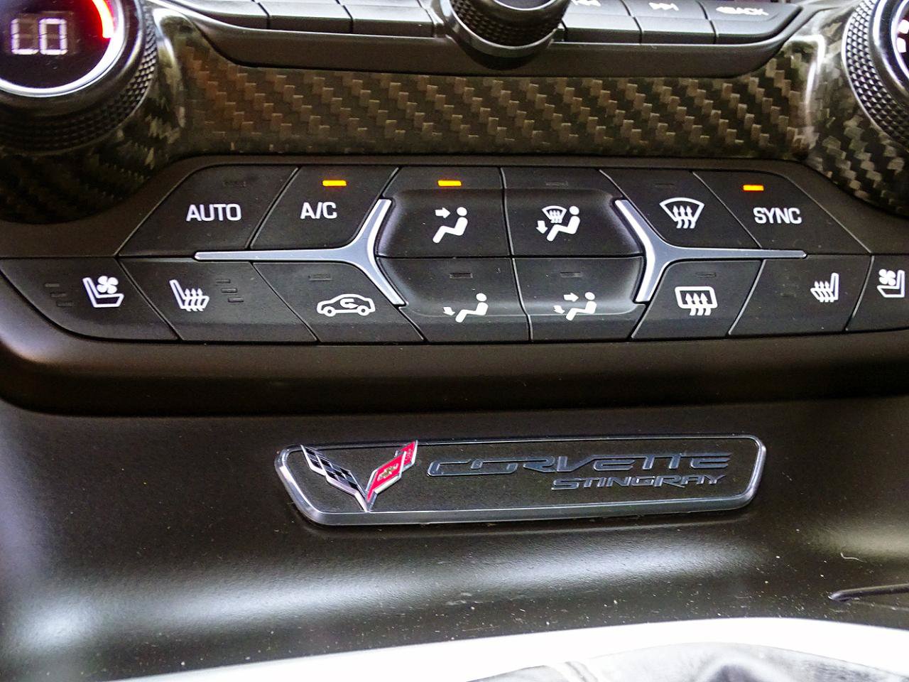 Used 2015 Chevrolet Corvette Stingray Coupe w/ Z51 3LT w/ 3LT Preferred Equipment Group RWD image 33