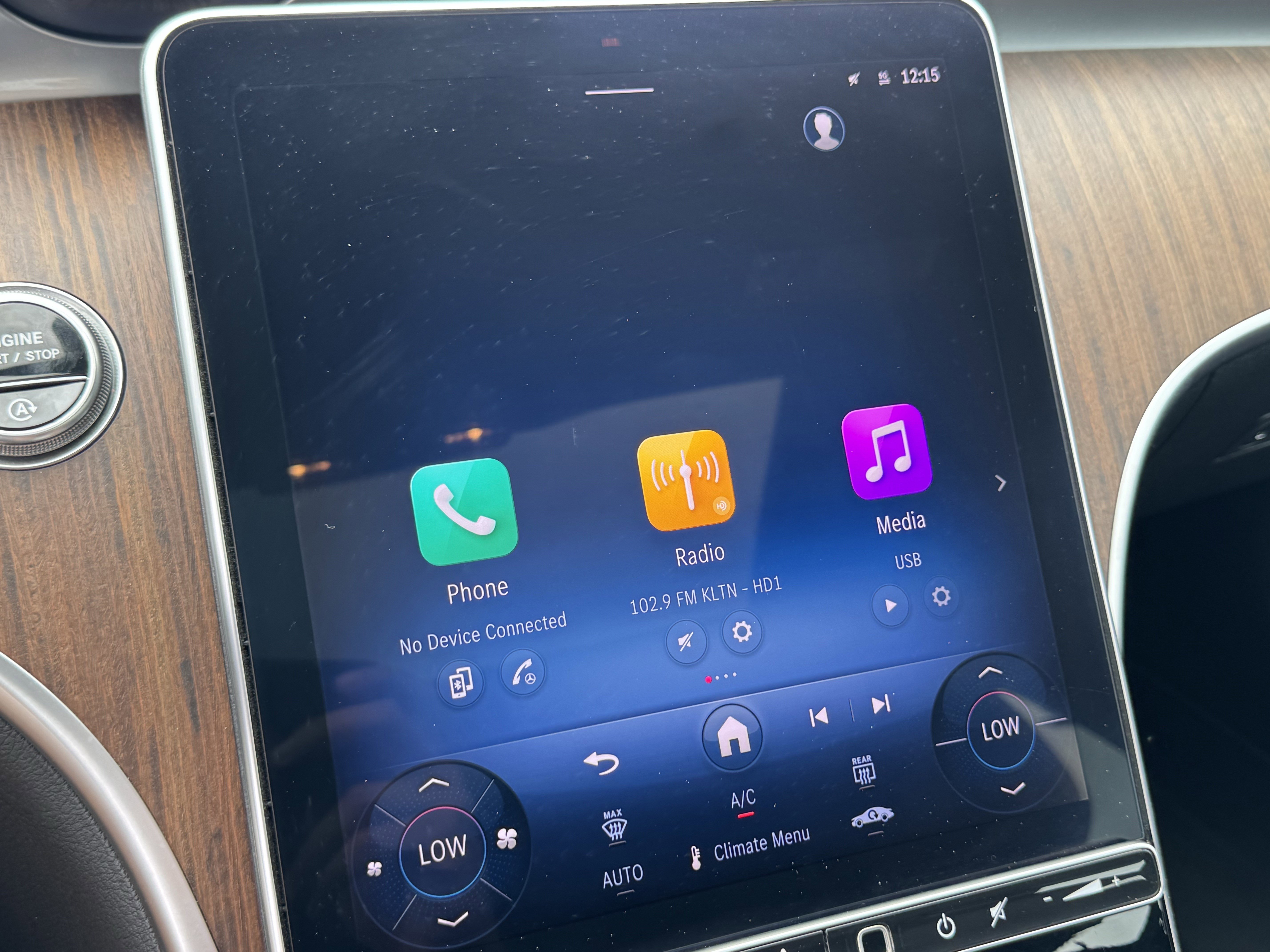 Used 2025 Mercedes-Benz C 300 4MATIC Sedan image 19