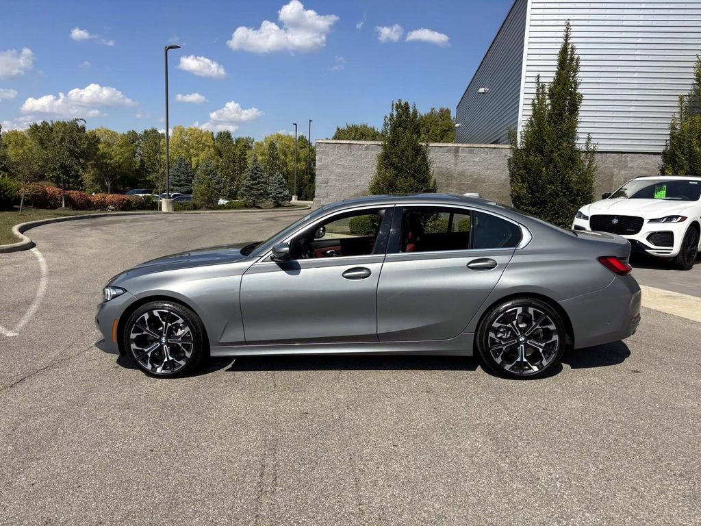 Certified 2025 BMW 330i xDrive Sedan image 4