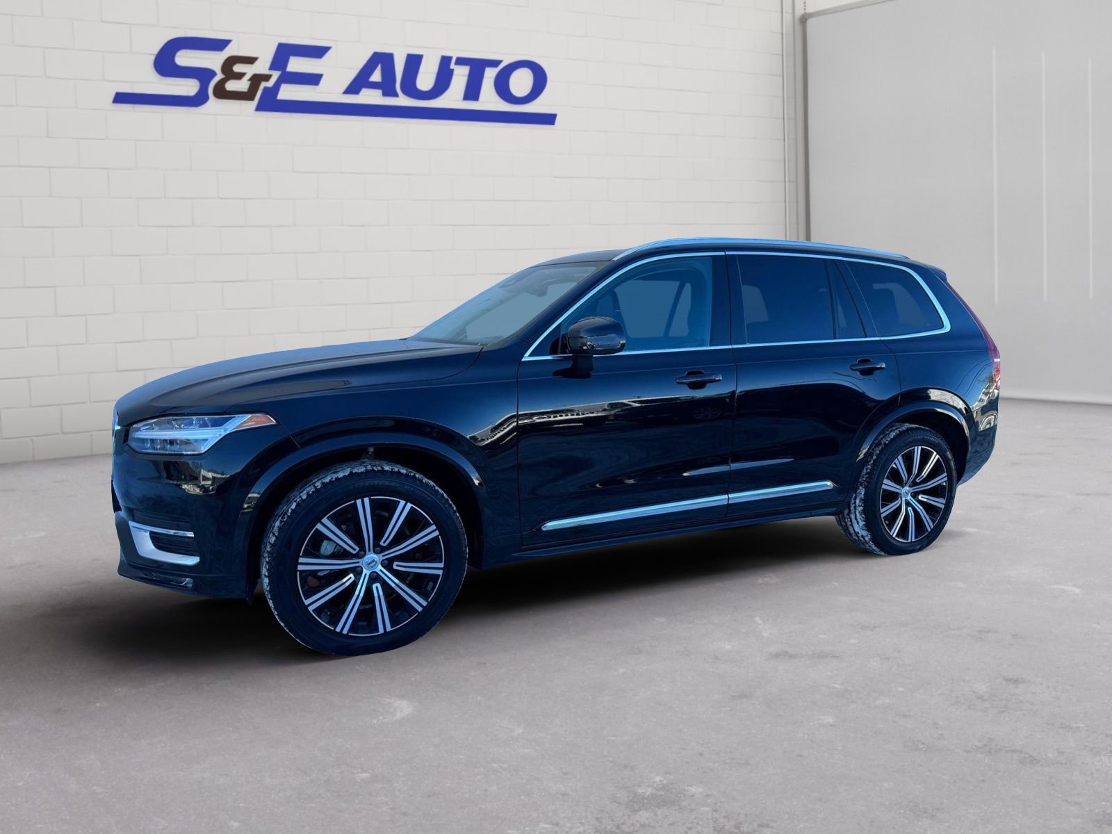 Used 2025 Volvo XC90 B5 Core