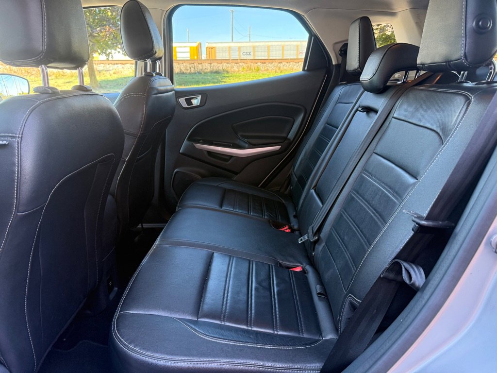 Used 2020 Ford EcoSport Titanium image 11