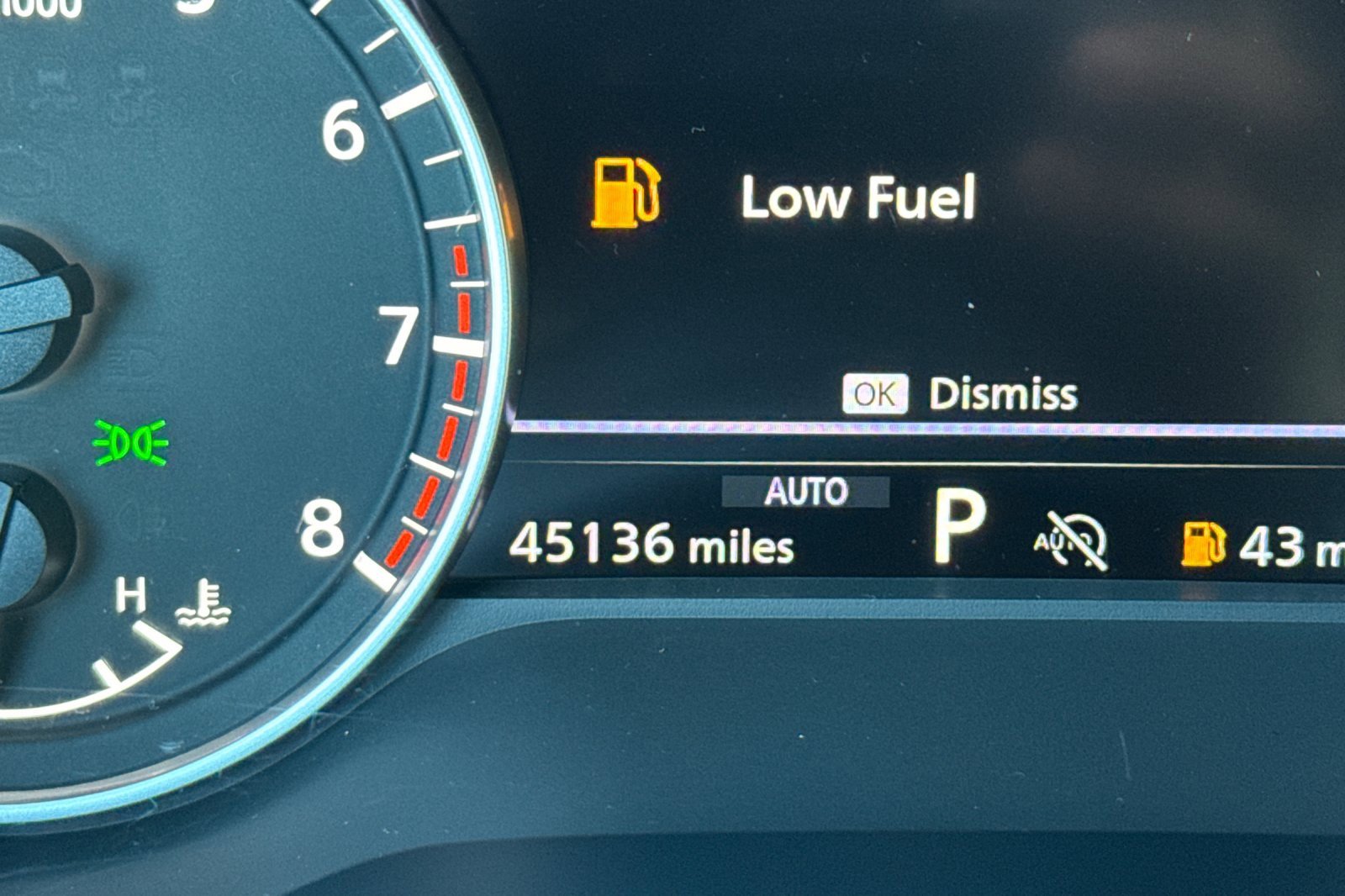 Used 2024 Nissan Pathfinder SV image 30