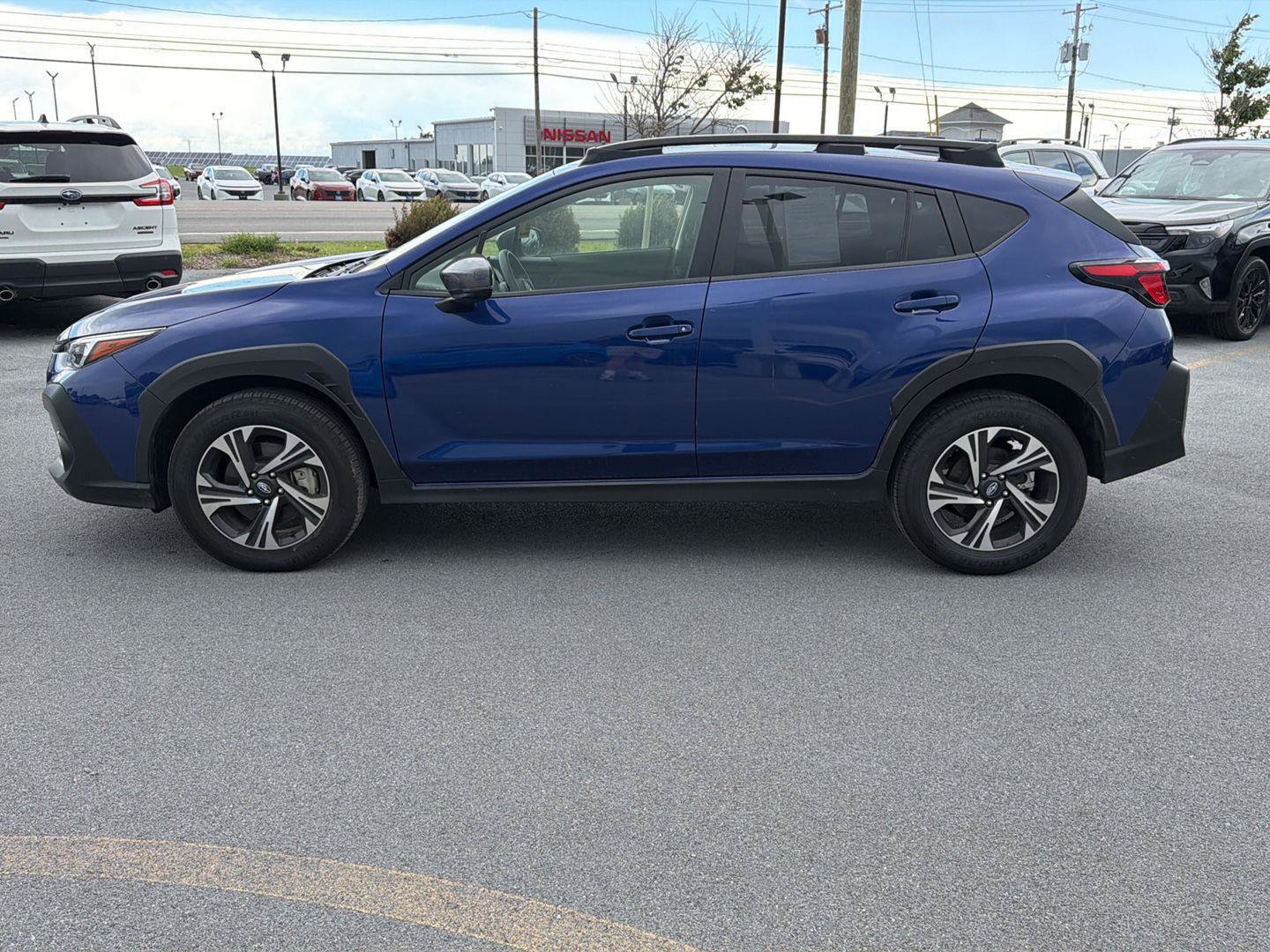 Used 2025 Subaru Crosstrek 2.5i Premium AWD/4WD image 6