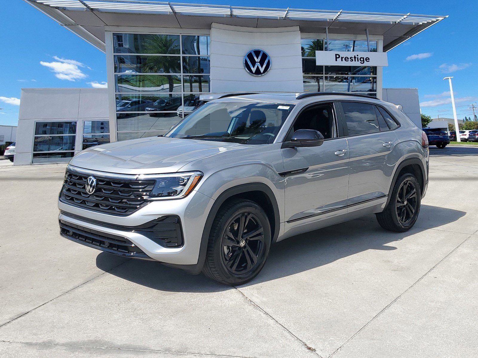 New 2026 Volkswagen Atlas Cross Sport SEL R-Line image 2
