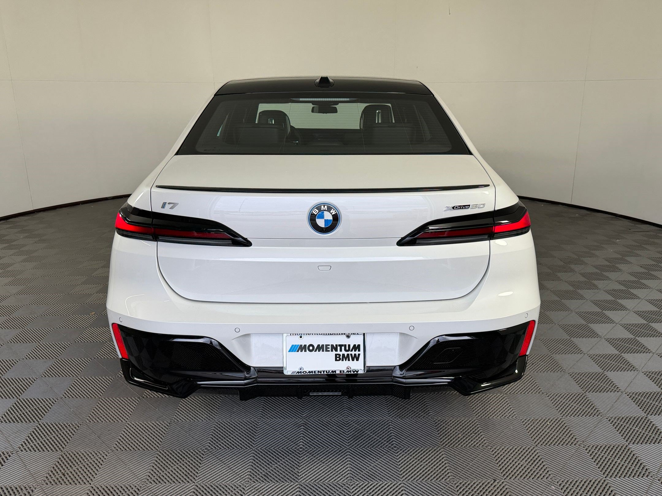 Used 2026 BMW i7 xDrive60 AWD/4WD image 10