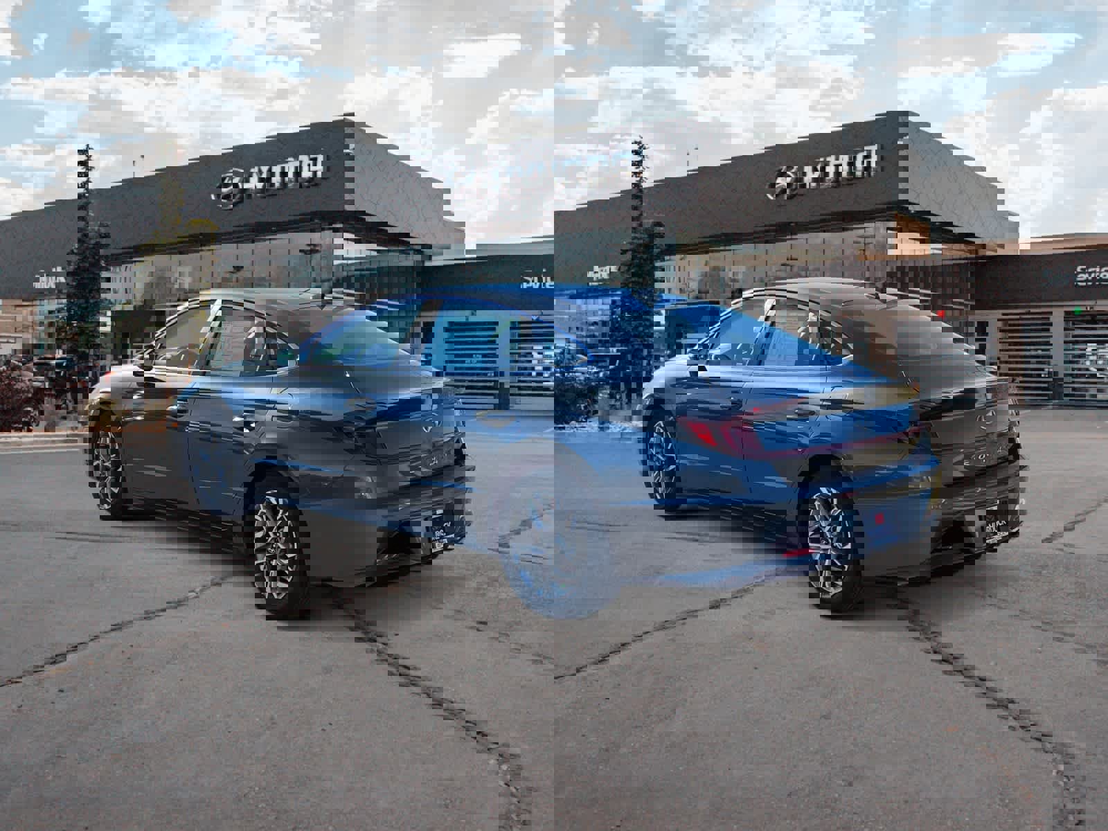 Certified 2023 Hyundai Sonata SEL w/ Cargo Package image 3