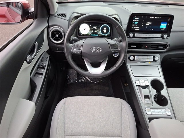 Used 2023 Hyundai Kona SEL video 2