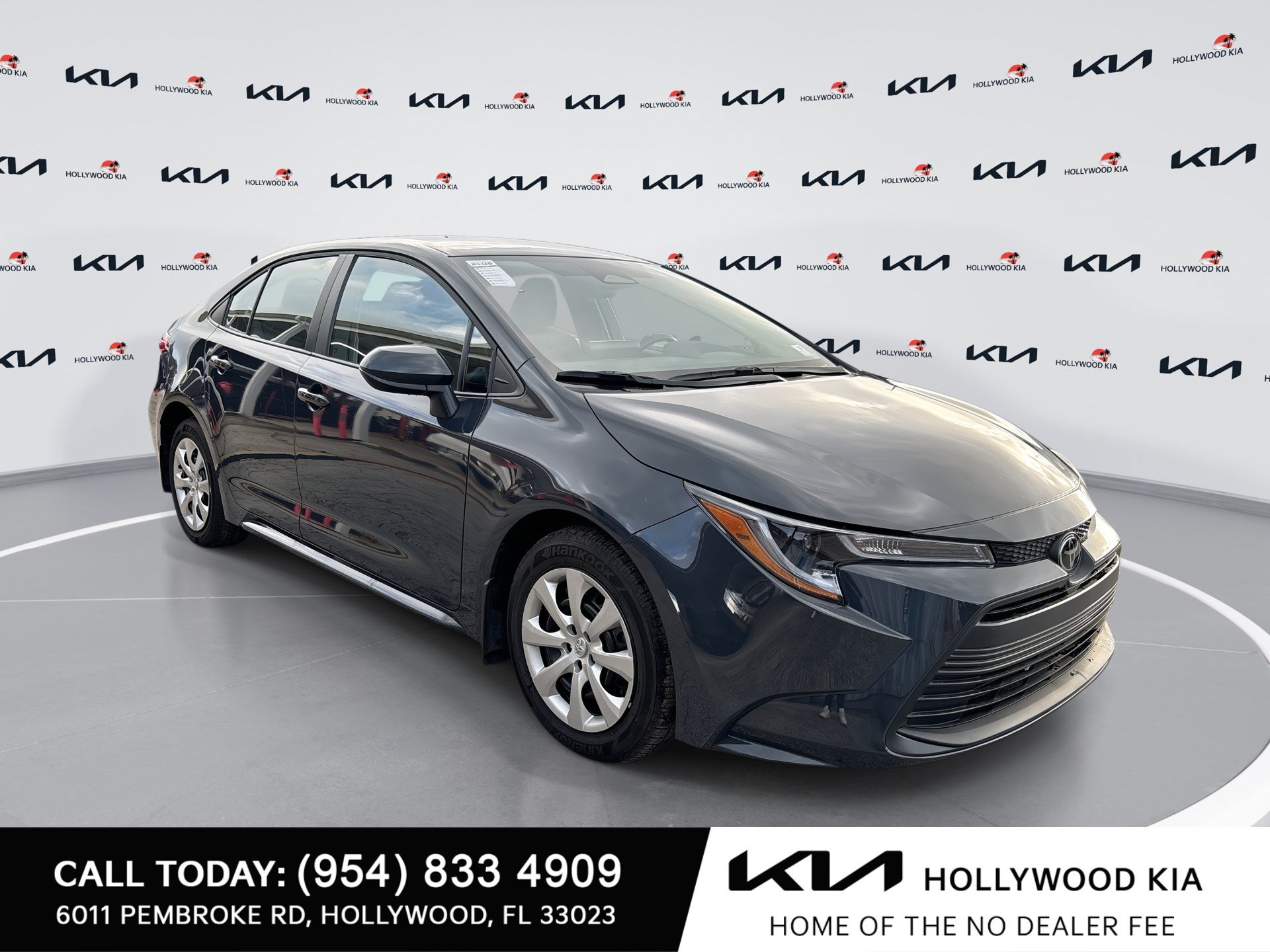 Used 2026 Toyota Corolla LE FWD image 1