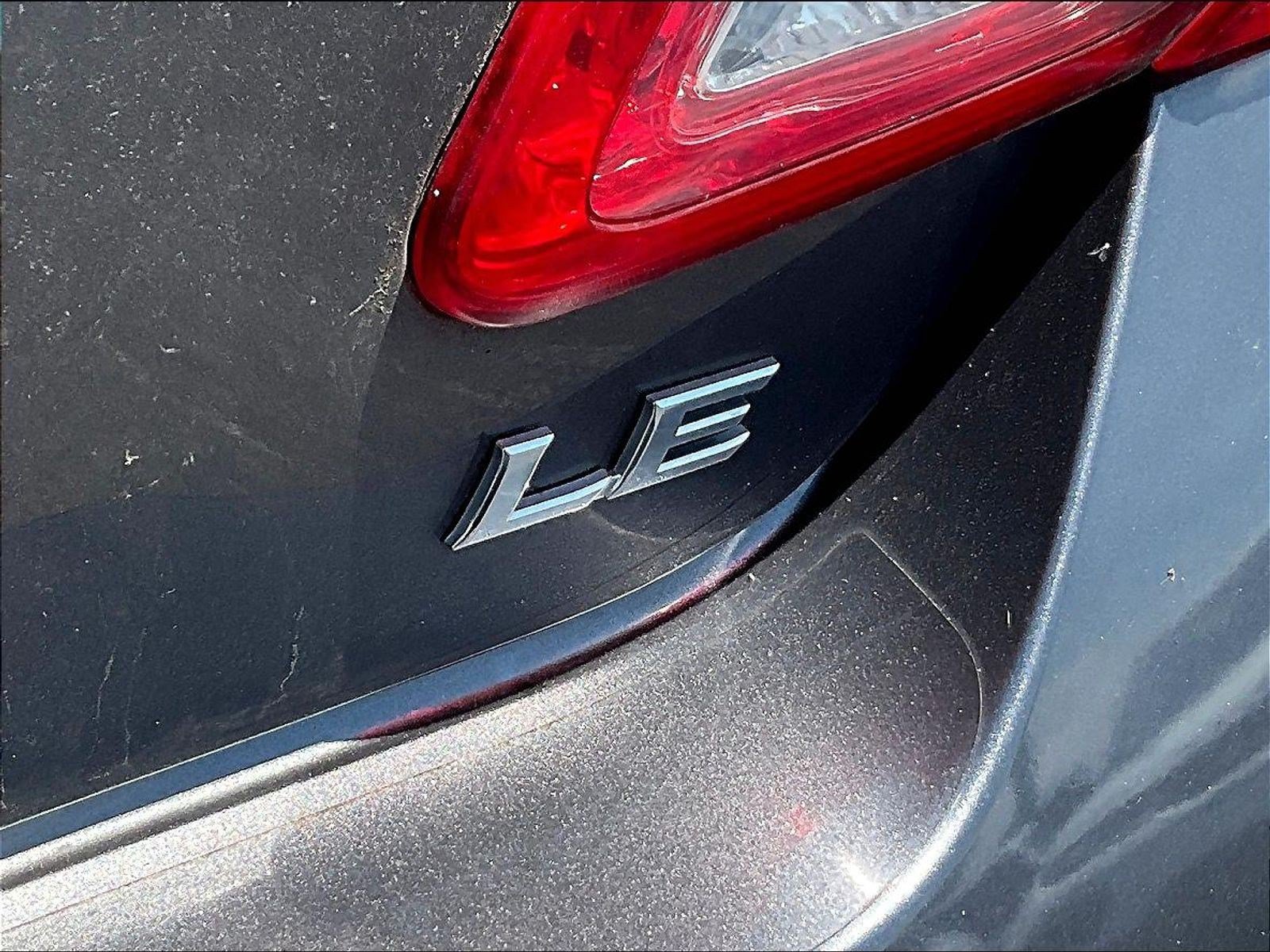 Used 2011 Toyota Camry LE w/ LE Extra-Value Pkg FWD image 23