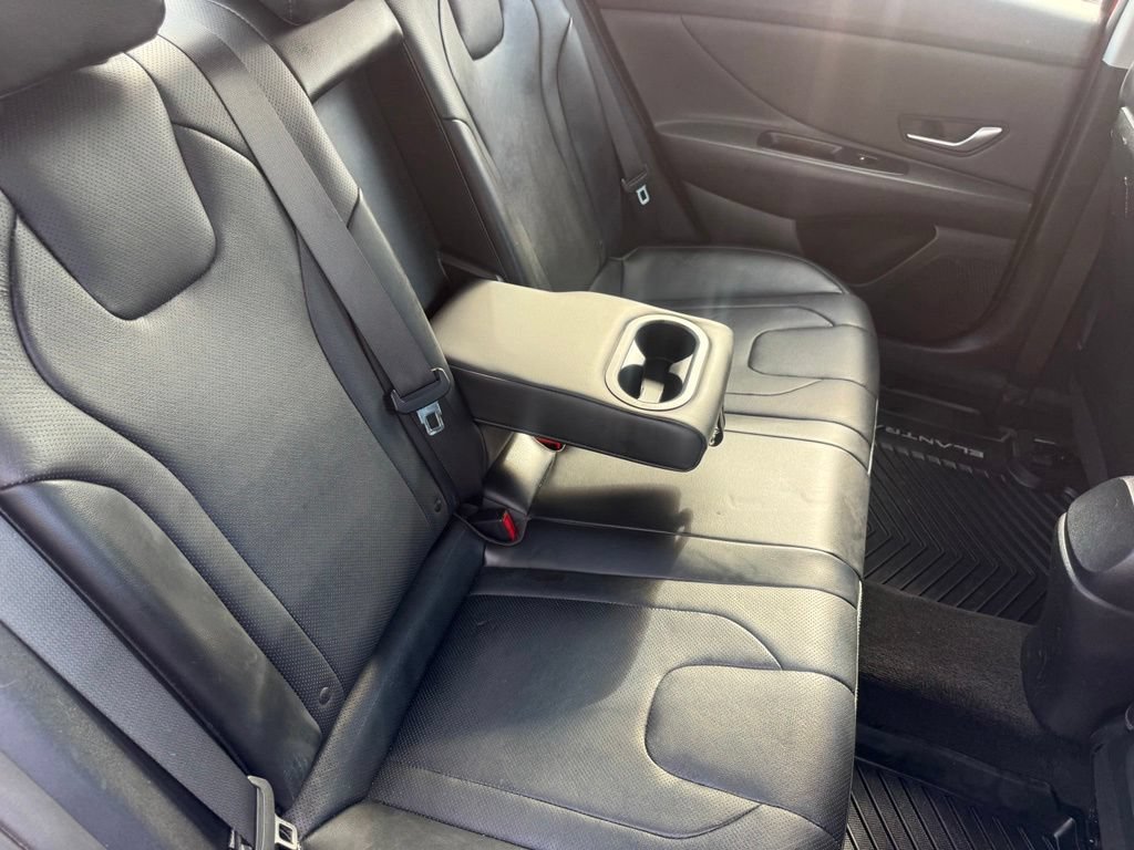 Used 2023 Hyundai Elantra Limited FWD image 44