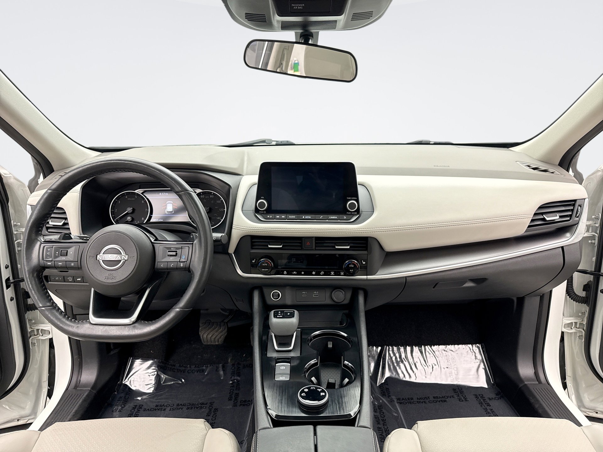 Used 2023 Nissan Rogue SV w/ SV Premium B Package image 14