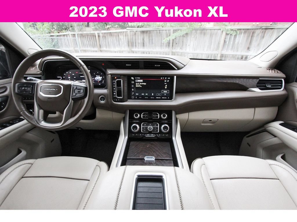 Used 2023 GMC Yukon XL Denali AWD/4WD image 9