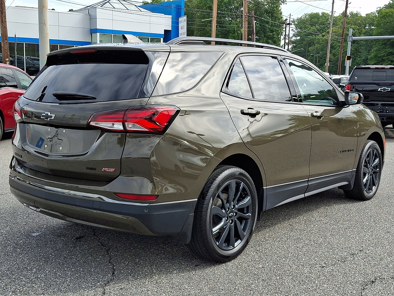 Certified 2023 Chevrolet Equinox RS w/ LPO, Floor Liner Package AWD/4WD image 6