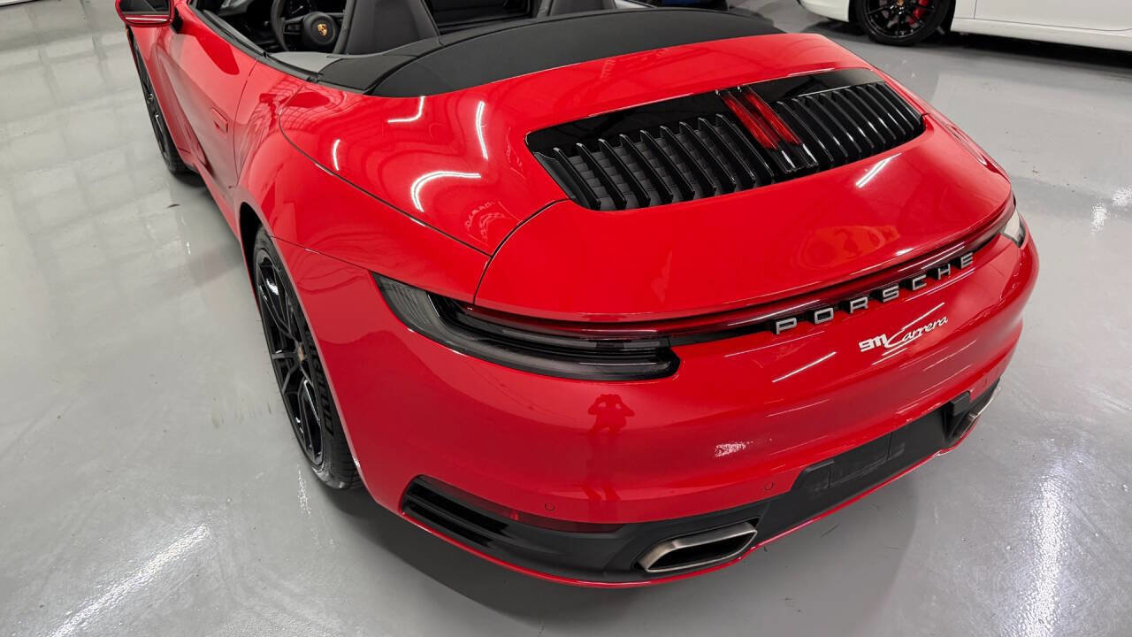Used 2023 Porsche 911 Carrera image 25