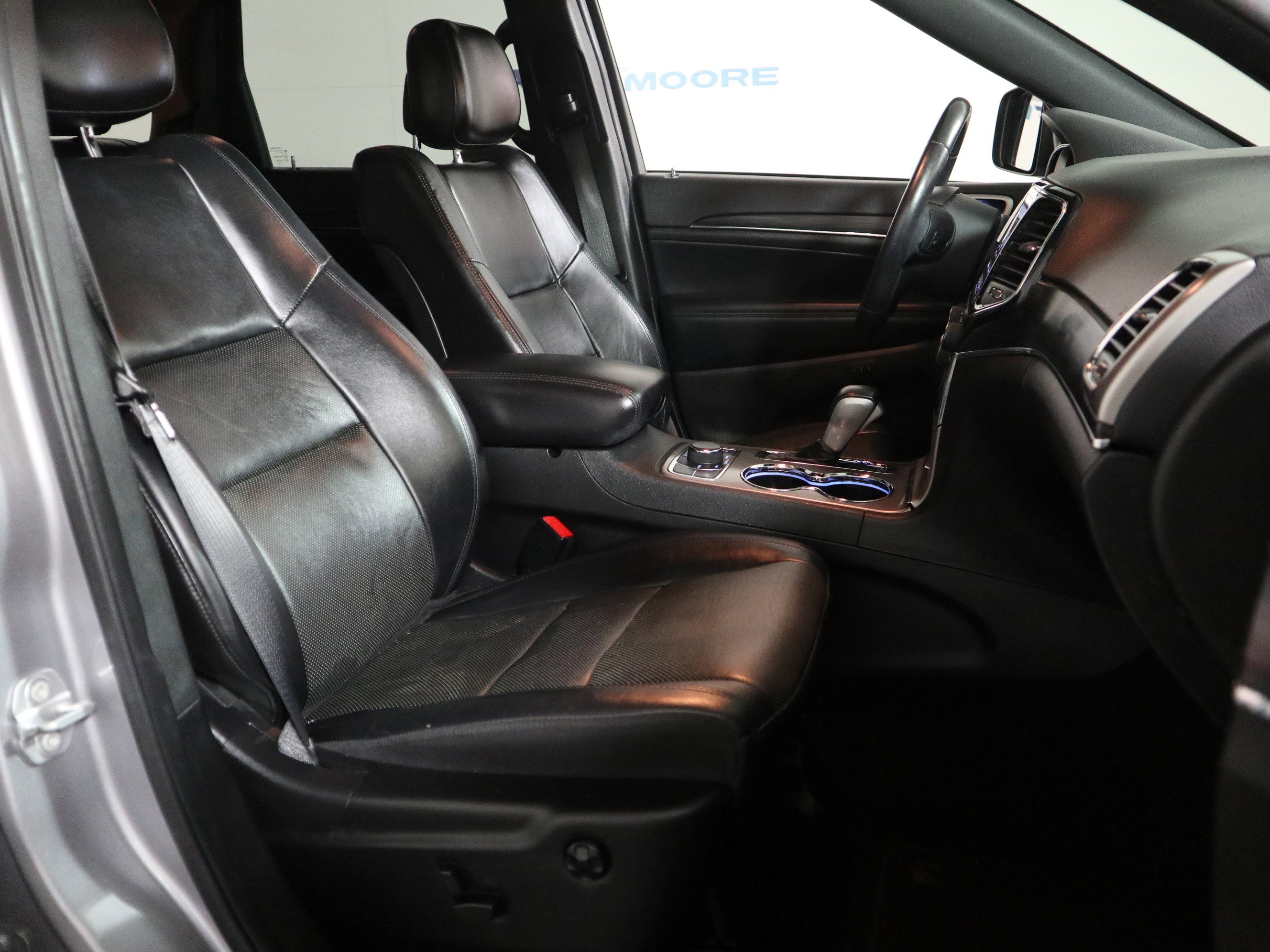 Used 2021 Jeep Grand Cherokee Limited w/ Luxury Group II image 20