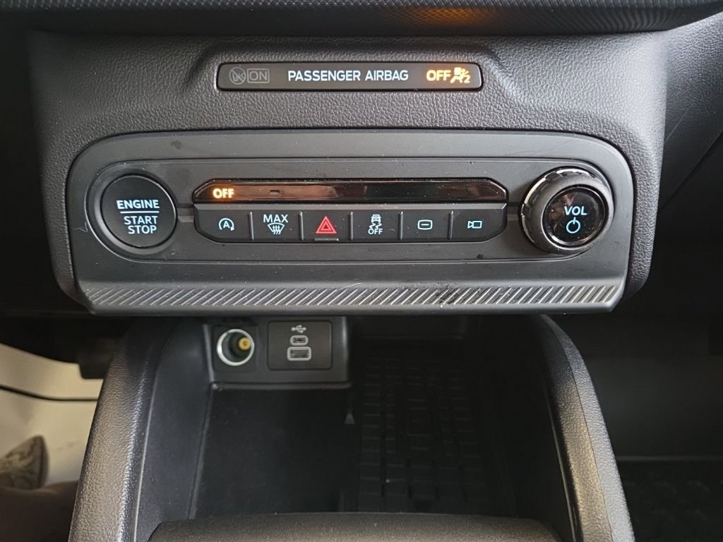 Used 2025 Ford Bronco Sport Big Bend w/ Convenience Package AWD/4WD image 16