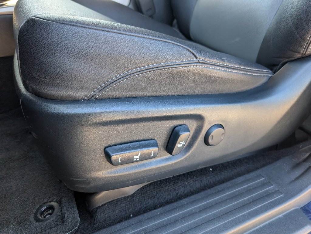 Used 2018 Toyota 4Runner SR5 Premium RWD image 11