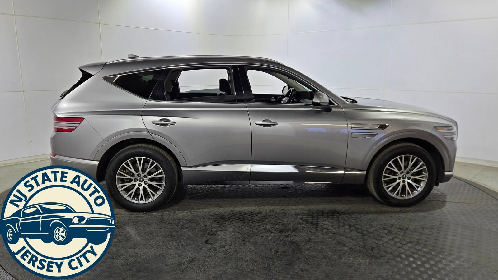 Used 2021 Genesis GV80 2.5T AWD/4WD image 8