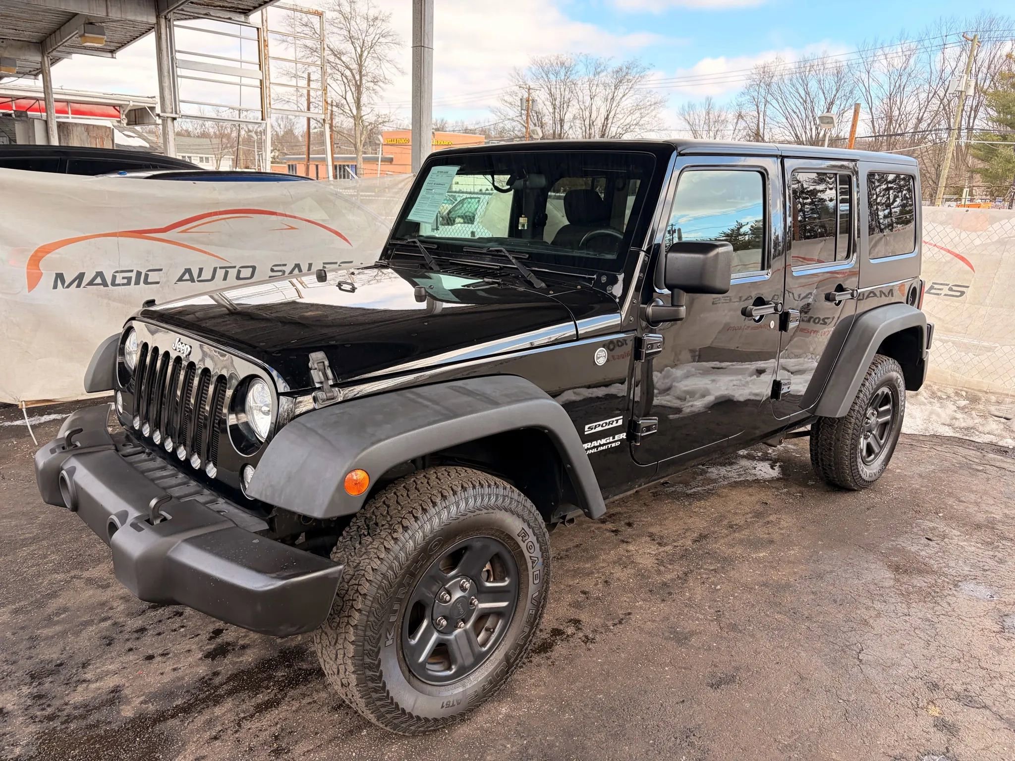 Used 2016 Jeep Wrangler Unlimited Sport w/ Connectivity Group image 41