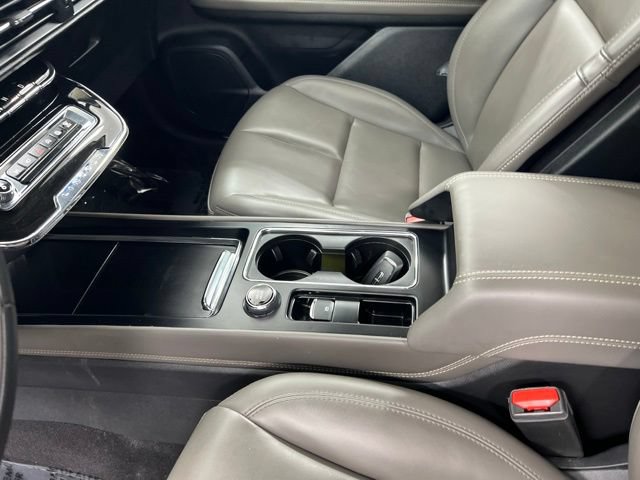 Certified 2025 Lincoln Corsair AWD image 15