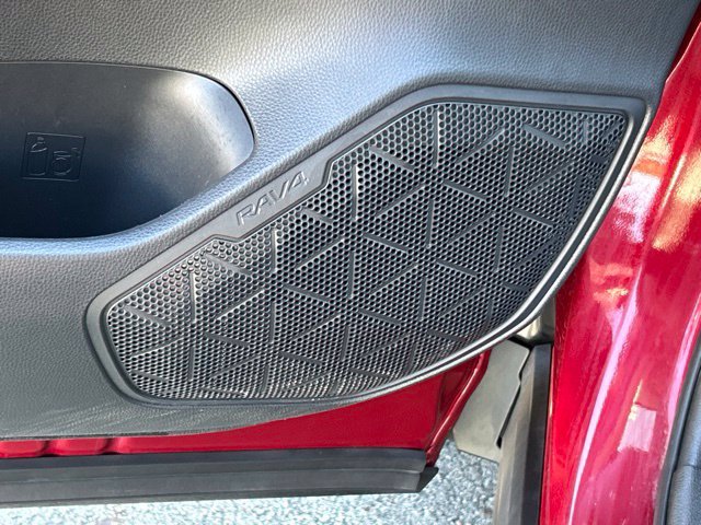Used 2019 Toyota RAV4 XLE w/ All Weather Liner Package AWD/4WD image 22