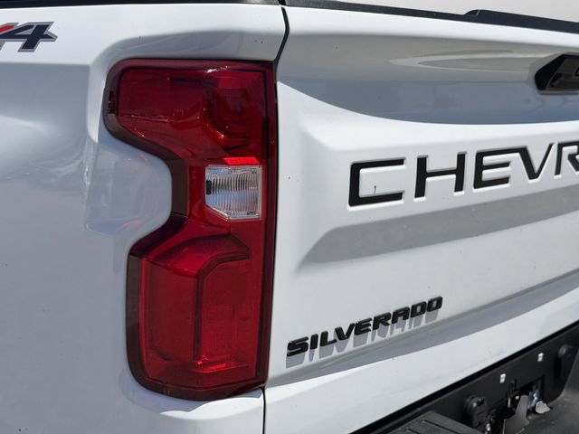 Certified 2024 Chevrolet Silverado 1500 RST w/ Protection Package AWD/4WD image 35