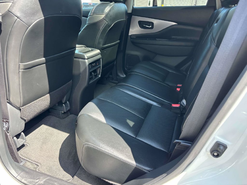 Used 2023 Nissan Murano SL w/ SL Moonroof Package AWD/4WD image 12
