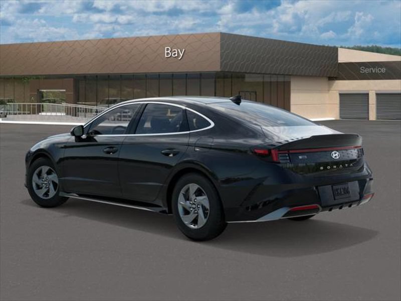 New 2026 Hyundai Sonata SE FWD image 5
