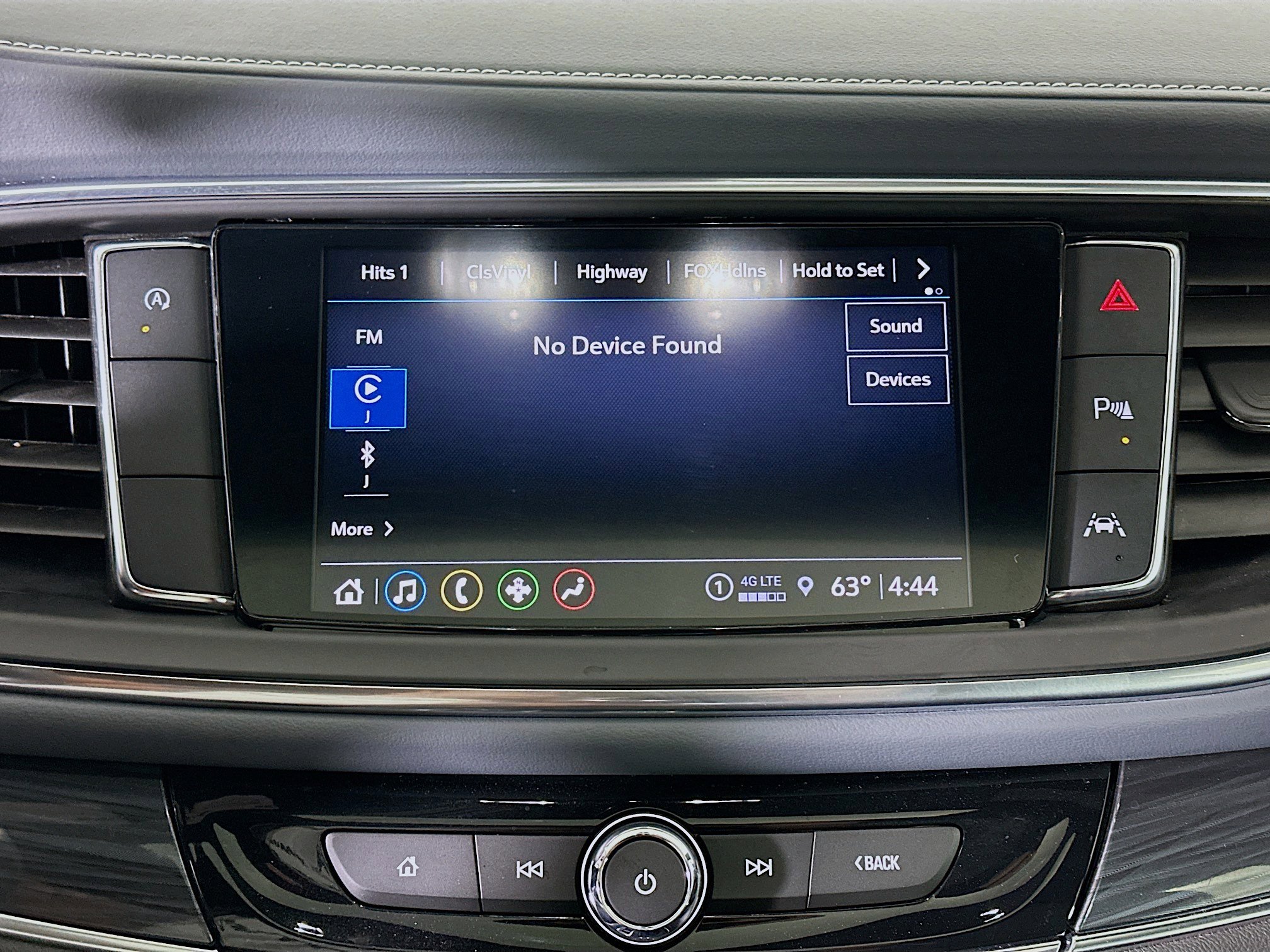 Used 2024 Buick Enclave Essence w/ Experience Buick Package image 21