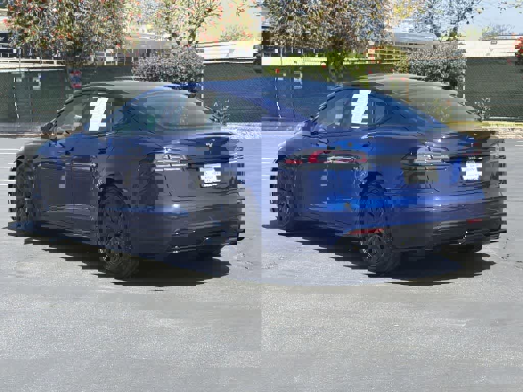 Used 2023 Tesla Model S image 4