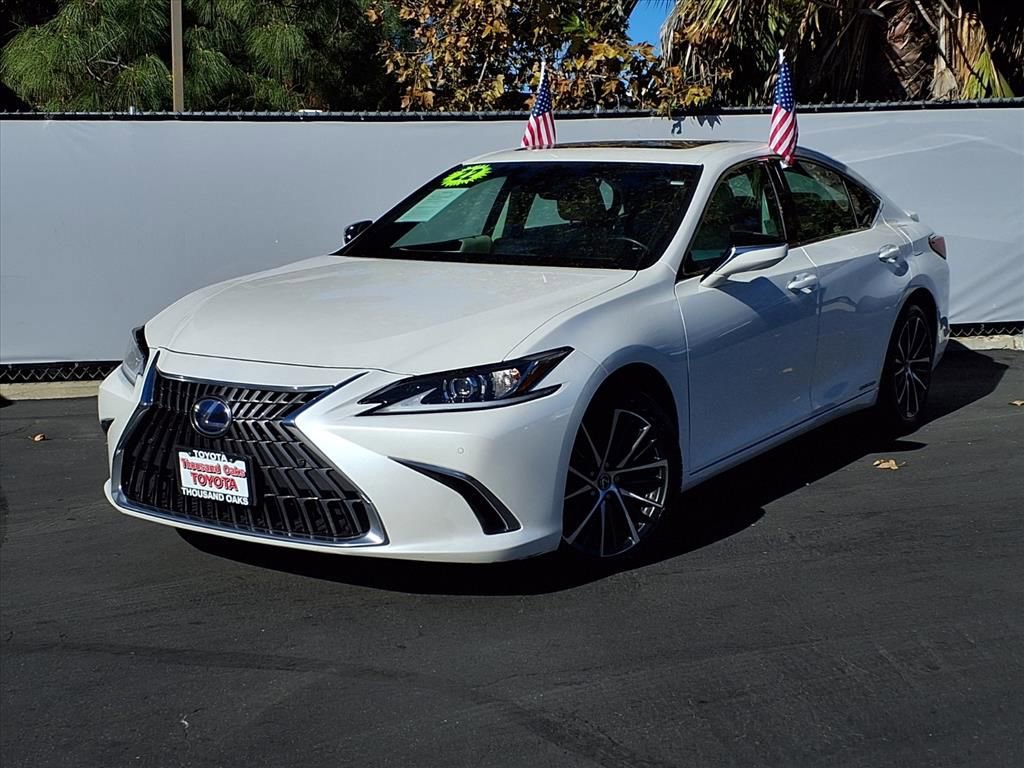 Used 2022 Lexus ES 300h w/ Premium Package image 25
