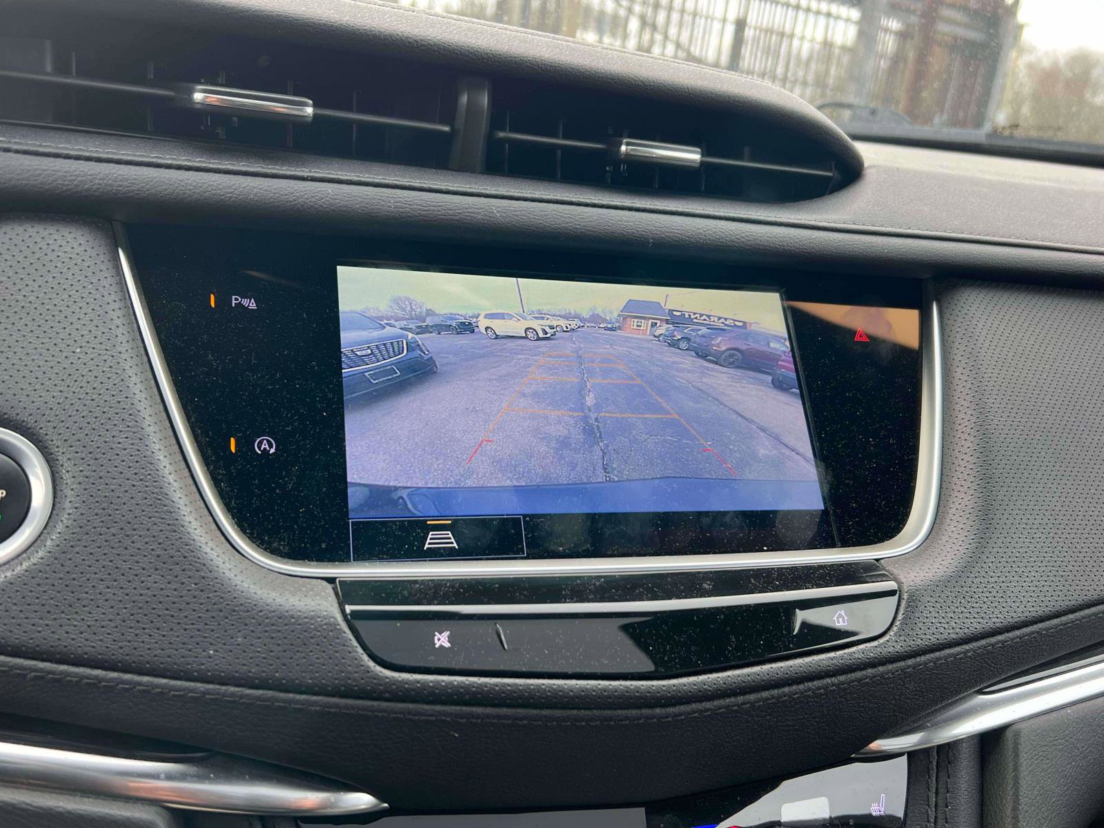 Certified 2022 Cadillac XT5 Premium Luxury image 17