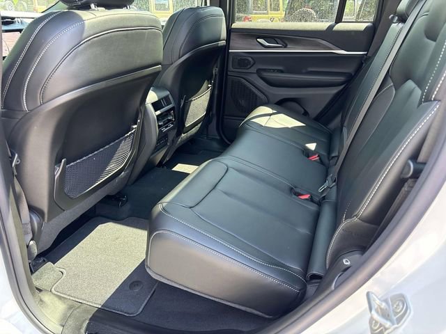 New 2026 Jeep Grand Cherokee Limited AWD/4WD image 8