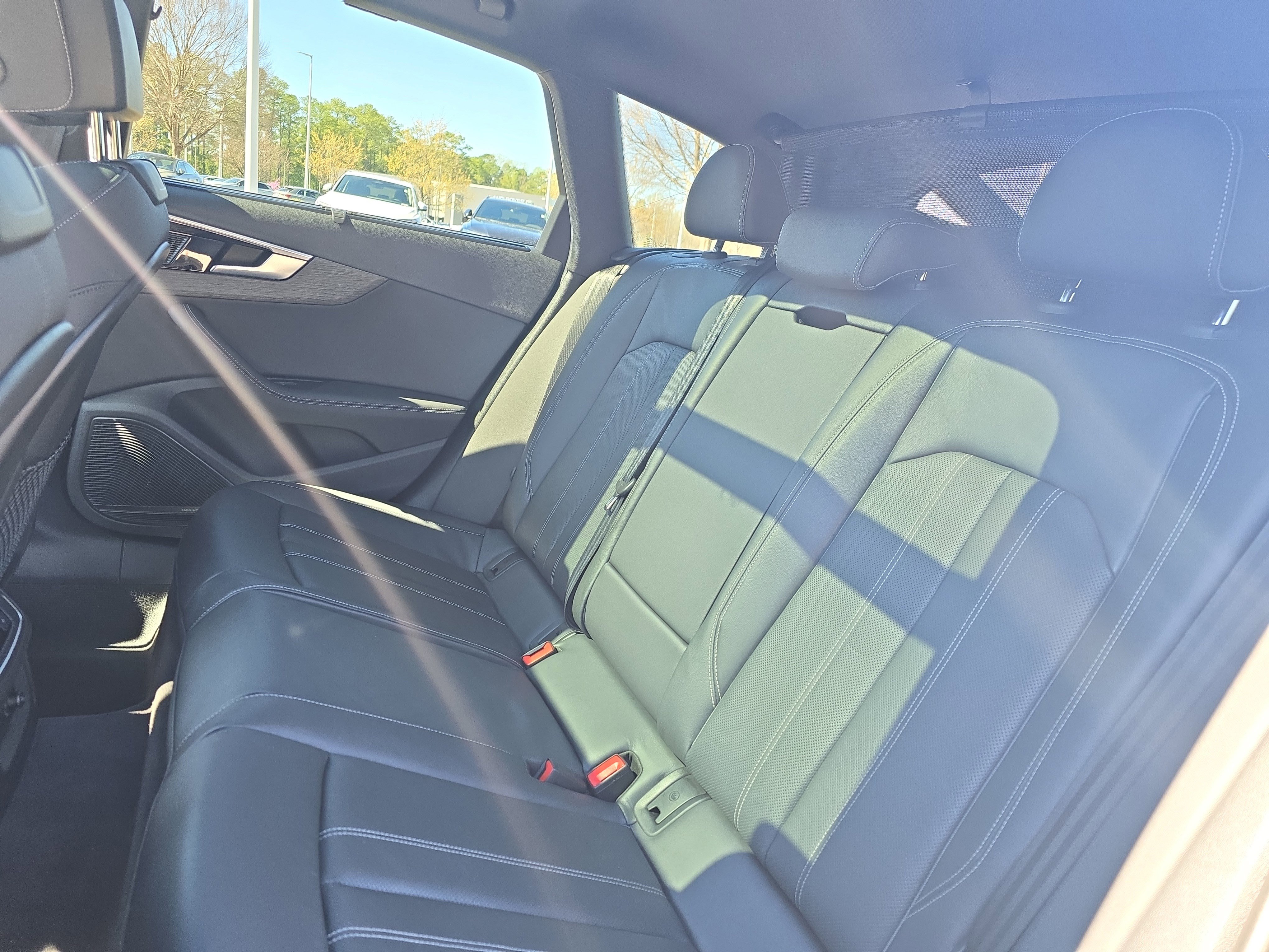 Used 2023 Audi A4 2.0T allroad Premium Plus w/ Premium Plus Package image 14