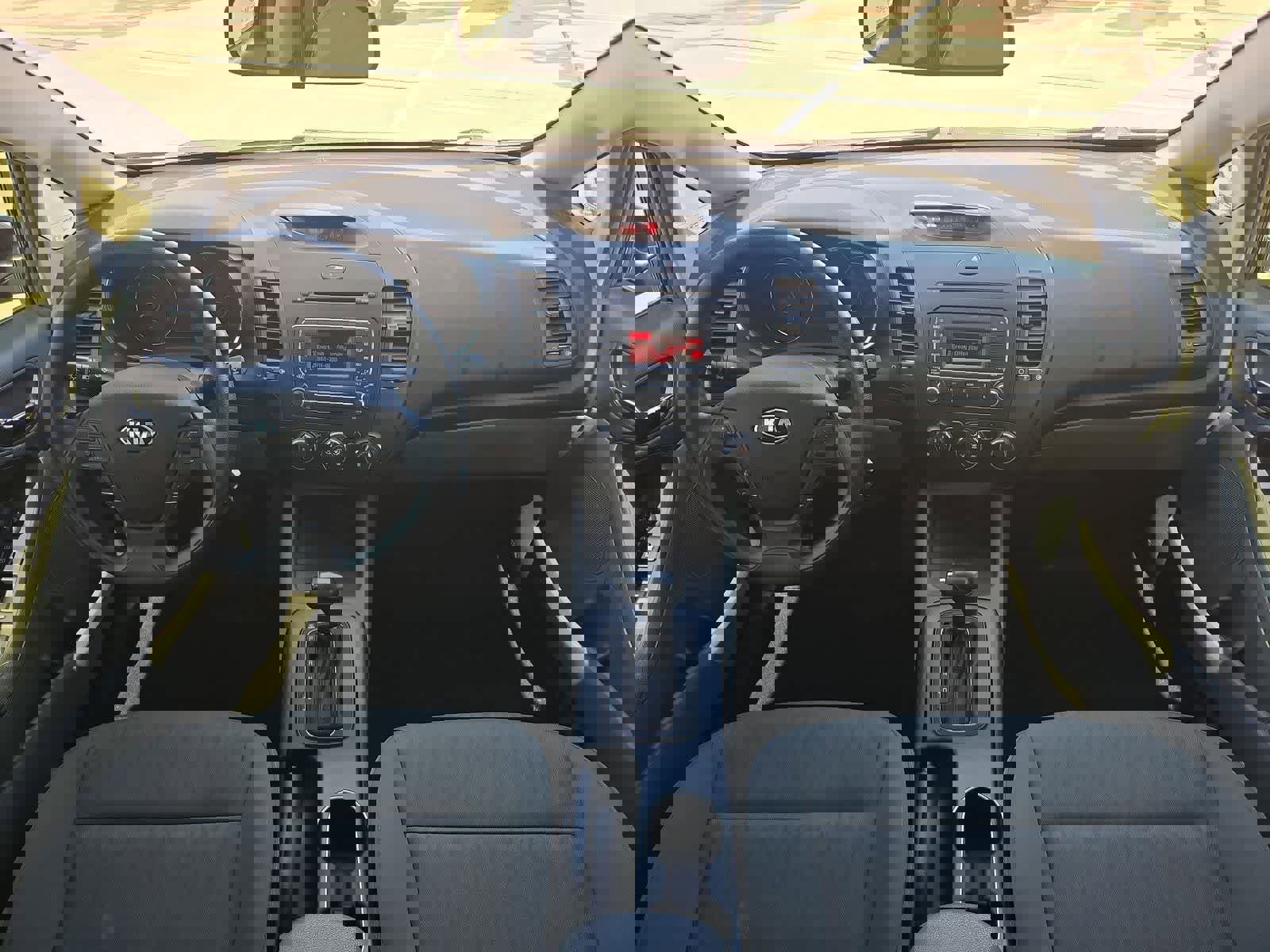 Used 2015 Kia Forte LX image 13