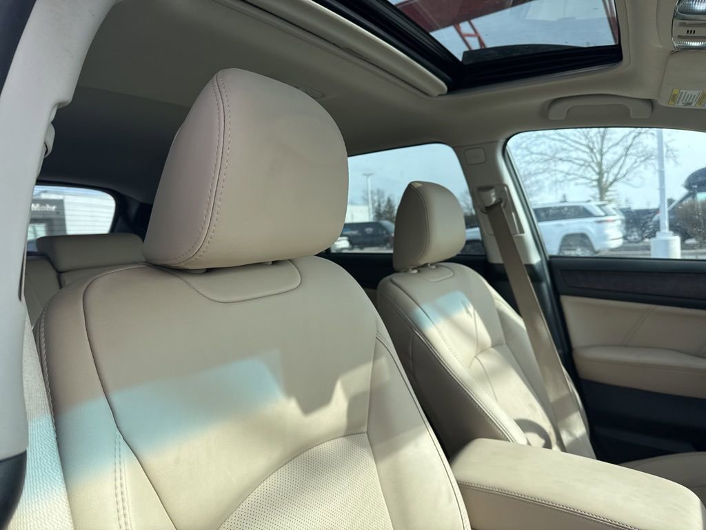 Used 2019 Subaru Outback 2.5i Limited w/ Popular Package #2 image 35