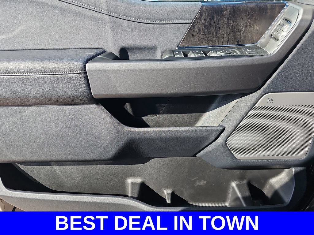 New 2026 Ford F250 Lariat w/ Black Appearance Package AWD/4WD image 27