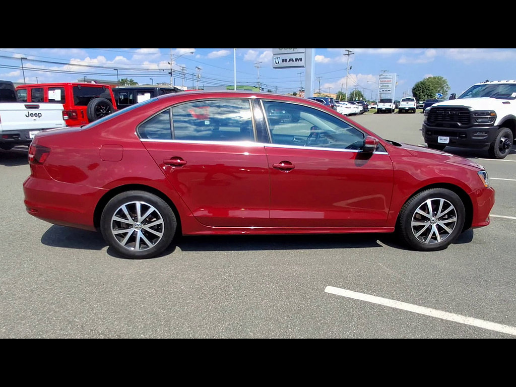 Used 2017 Volkswagen Jetta SE FWD image 9