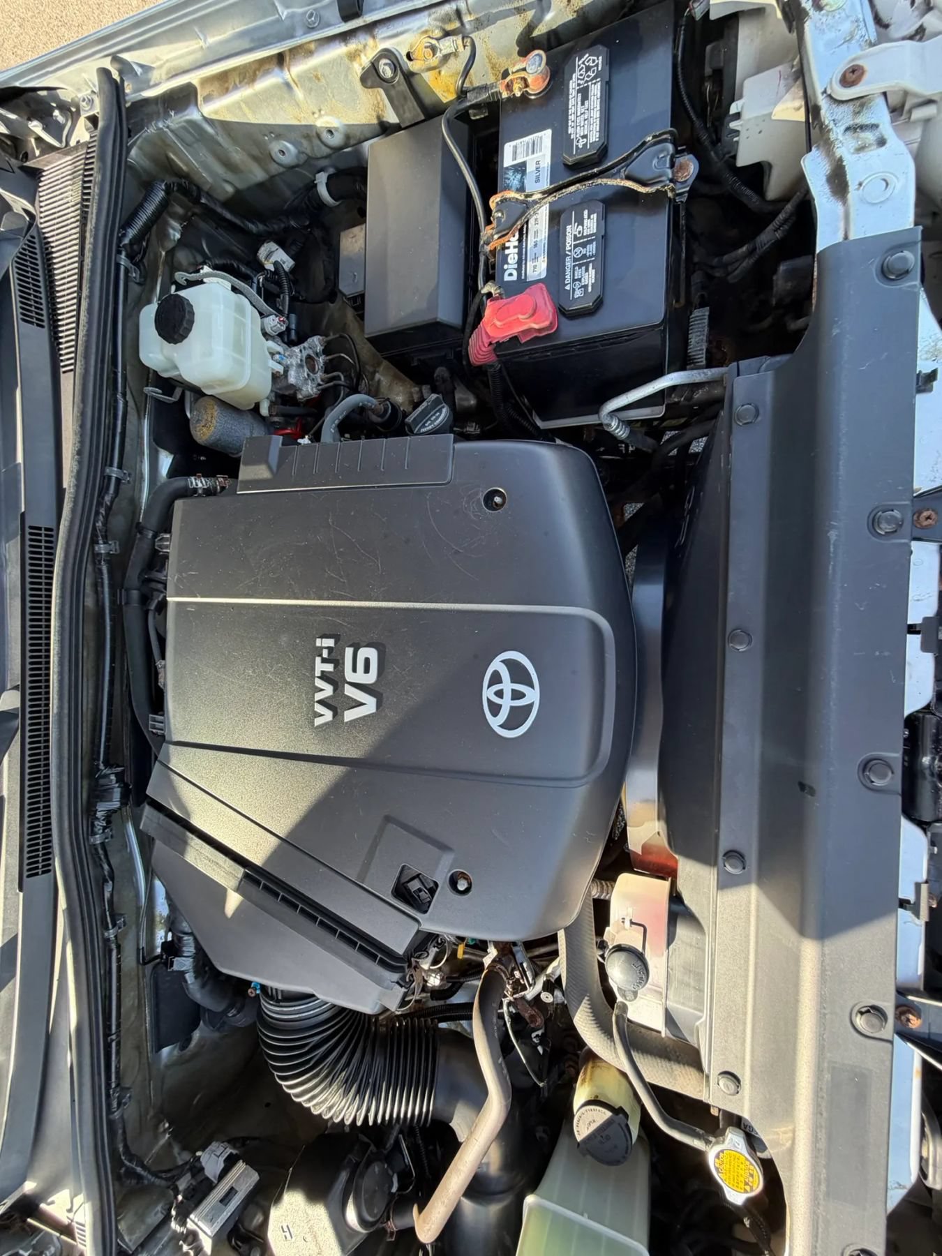 Used 2012 Toyota Tacoma 4x4 Access Cab V6 w/ TRD Off-Road Pkg image 54