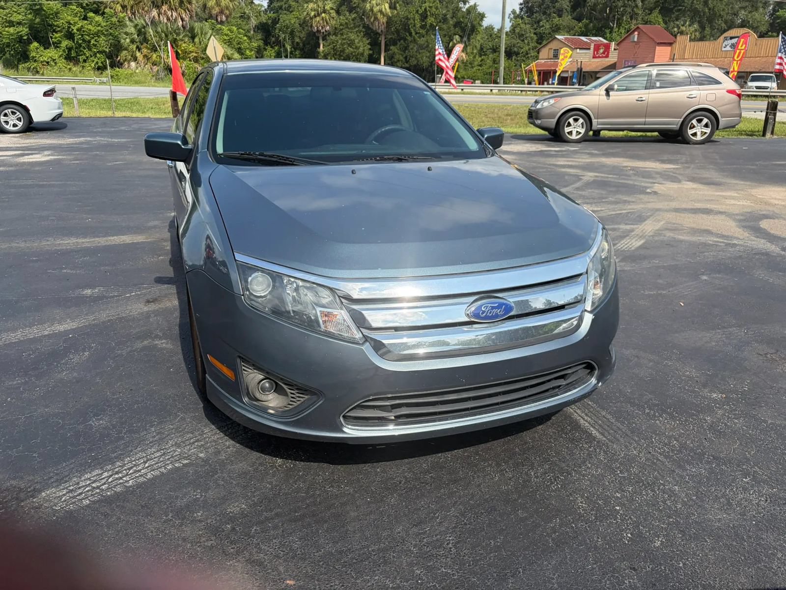 Used 2011 Ford Fusion SE FWD image 4