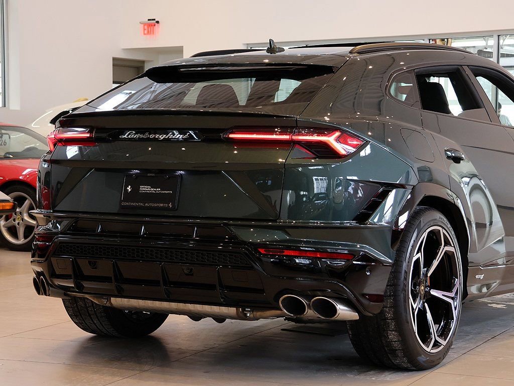 Used 2023 Lamborghini Urus S image 30