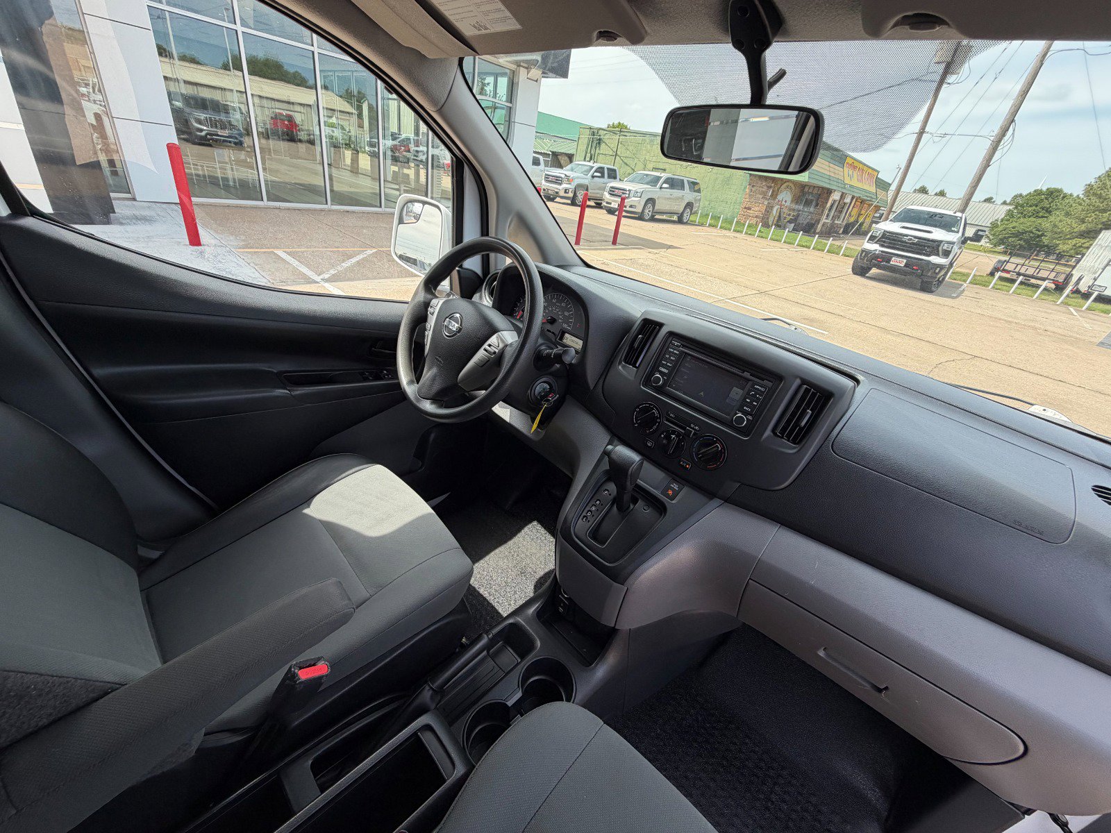 Used 2018 Nissan NV200 SV w/ Navigation Package FWD image 25