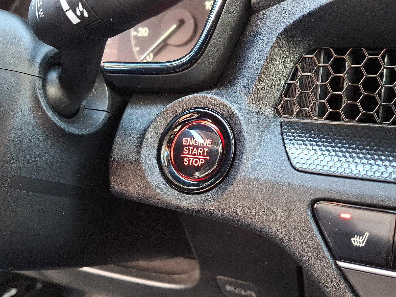 Certified 2025 Honda CR-V EX image 25
