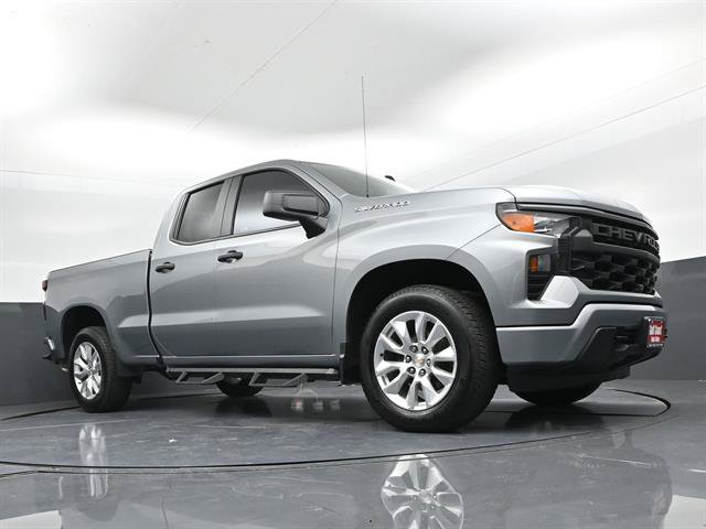 Used 2025 Chevrolet Silverado 1500 Custom RWD image 29