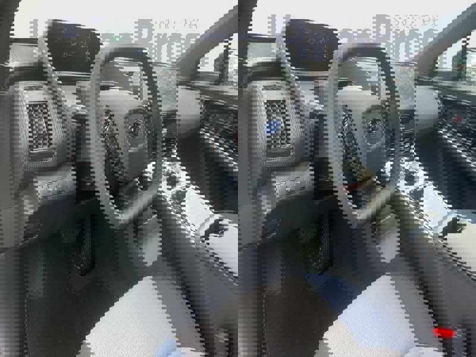 New 2024 Subaru Solterra Limited w/ Limited Package image 15